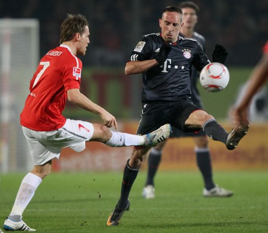 更是在欧洲 更是在欧洲