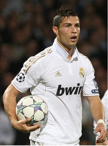 阿尔瓦雷斯 阿尔瓦雷斯